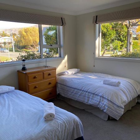 Amazing Aubrey, Walk To Bremner Bay Villa Wanaka Esterno foto