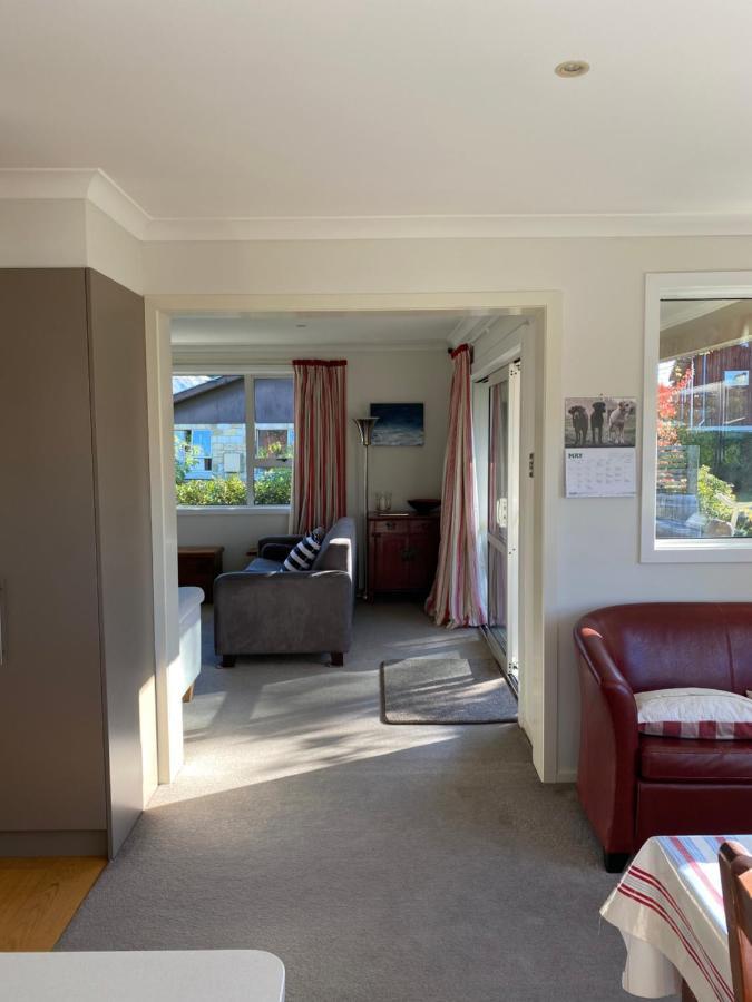 Amazing Aubrey, Walk To Bremner Bay Villa Wanaka Esterno foto