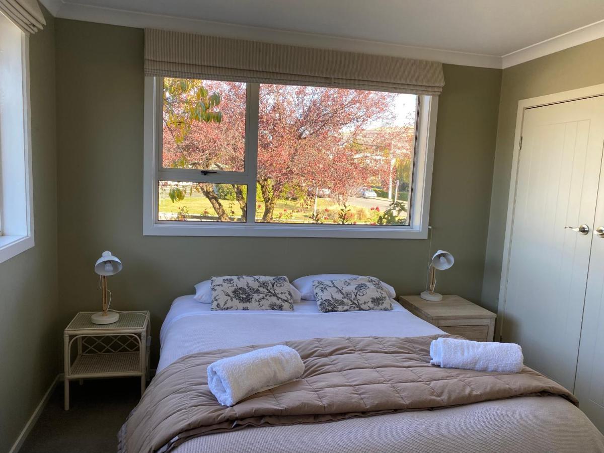 Amazing Aubrey, Walk To Bremner Bay Villa Wanaka Esterno foto